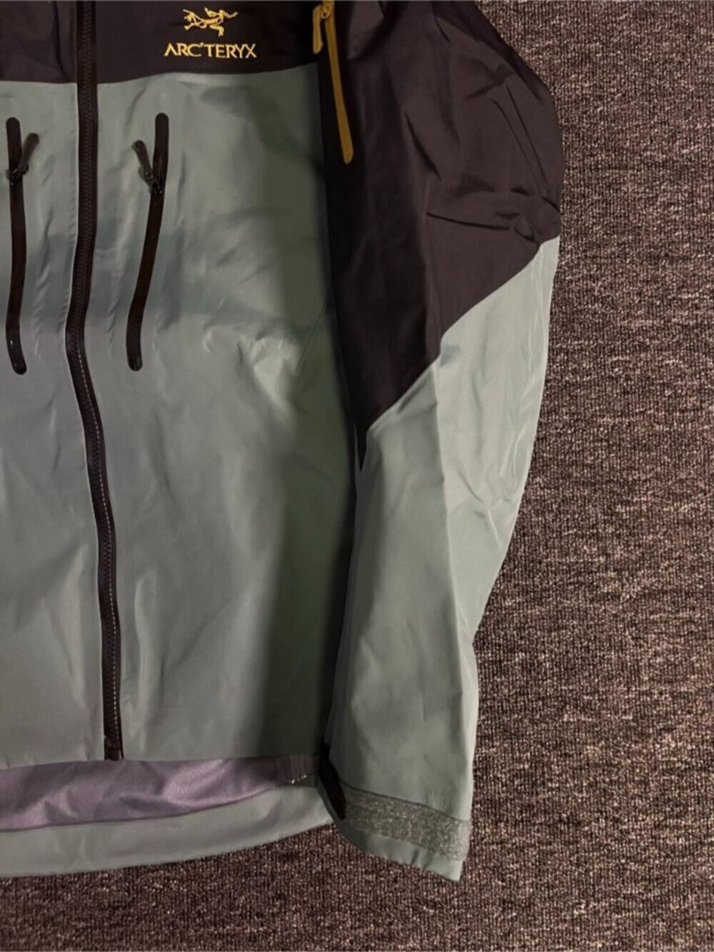 Arc'teryx Gamma MX series jacket in black and gold/green, size XL - Picture 6 of 8